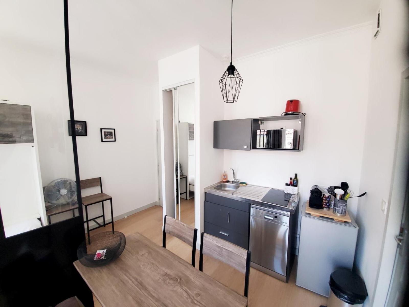 L'Oratoire 2 Apartment ลาโรแชล ภายนอก รูปภาพ